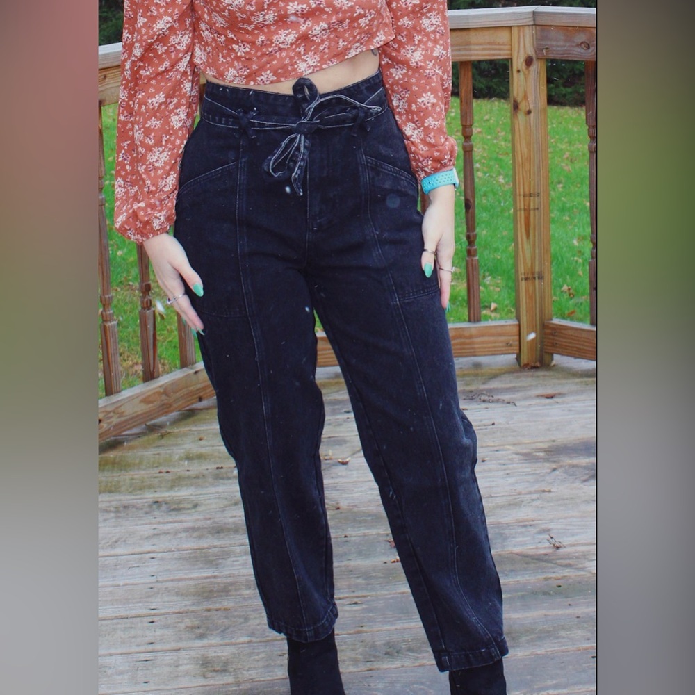 NWT Boutique Le Lis Black Tie Jeans